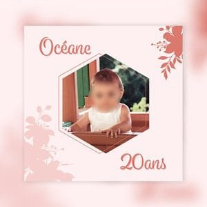 Carte d'invitation anniversaire 20 ans pour une jeune femme, thème floral et rose