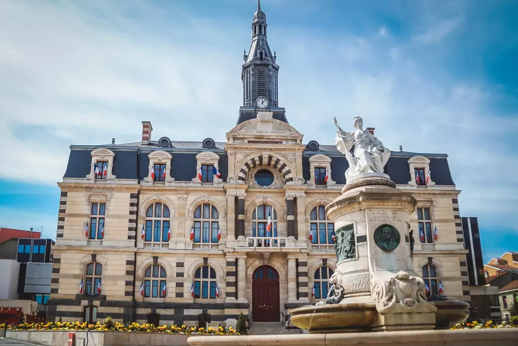 Création de site internet, création d'identité visuelle et invitation personnalisé à Roanne dans la Loire